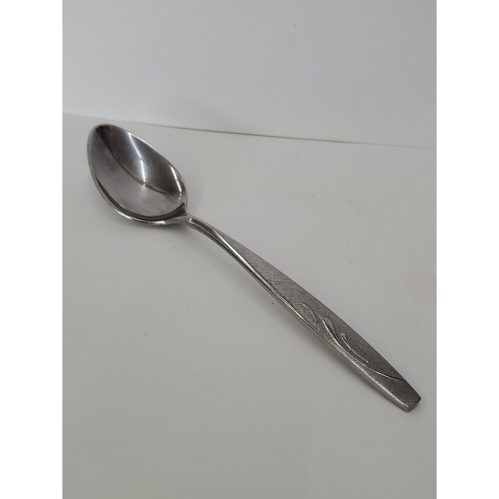 Northland Stainless (Japan) Burnished Pattern #OHS125 By‎ Oneida (16 Piece Lot) - Picture 9 of 16